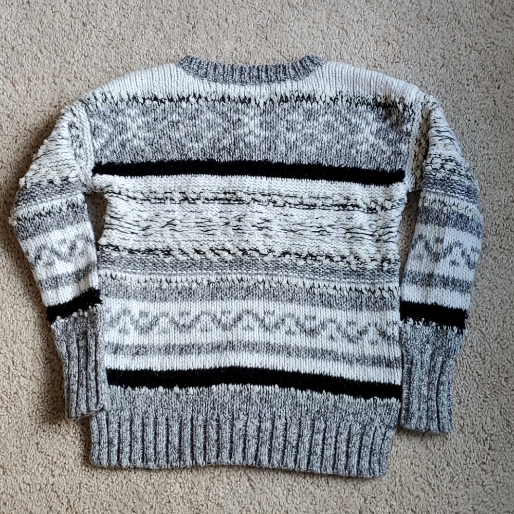 Sweater - Picture 3 of 3